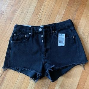 agolde Parker vintage cut off shirts aritzia black